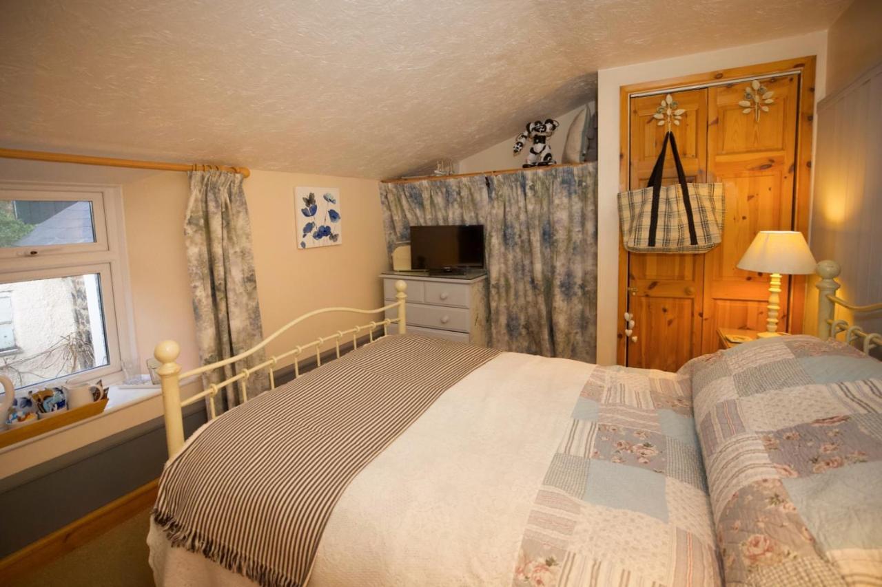 Vine Cottage Penpillick 外观 照片